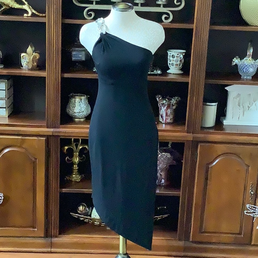 Cache Rhinestone Shoulder & Back Dress - Picture 16 of 16